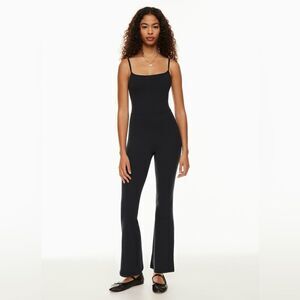 Wilfred Free for Aritizia Women's Size Medium Black Divinity Kick Flare Jumpsuit